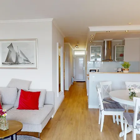 Center 876 * 그로미츠